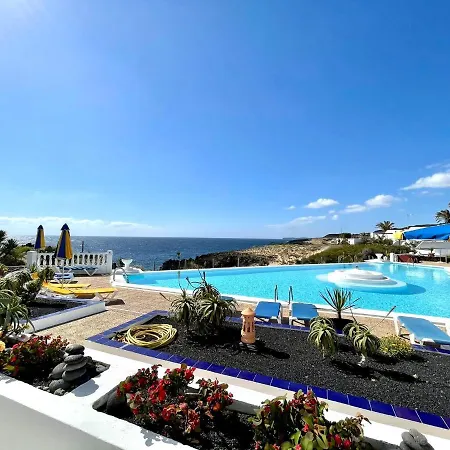 Nudist With Two Bedrooms, Sea And Pool Views In Lanzarote Apartman Charco del Palo