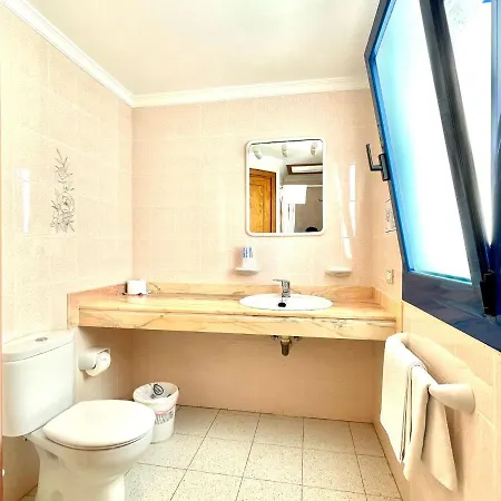 Nudist With Two Bedrooms, Sea And Pool Views In Lanzarote Apartment