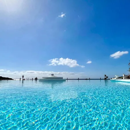 Nudist With Two Bedrooms, Sea And Pool Views In Lanzarote Apartman Charco del Palo