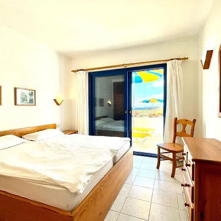 Nudist With Two Bedrooms, Sea And Pool Views In Lanzarote *