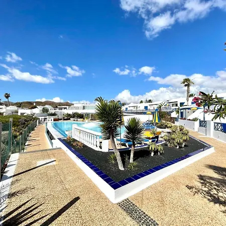Nudist With Two Bedrooms, Sea And Pool Views In Lanzarote Apartman Charco del Palo