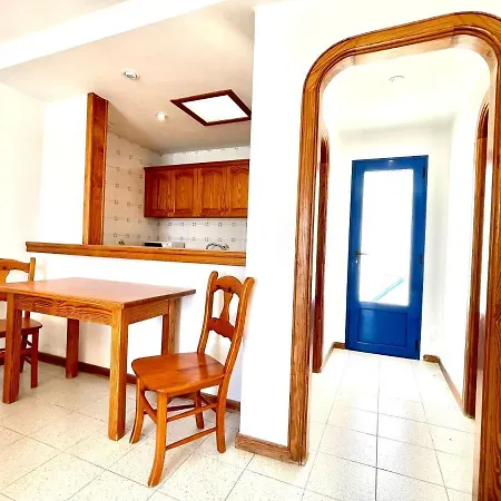 Apartman Nudist With Two Bedrooms, Sea And Pool Views In Lanzarote *